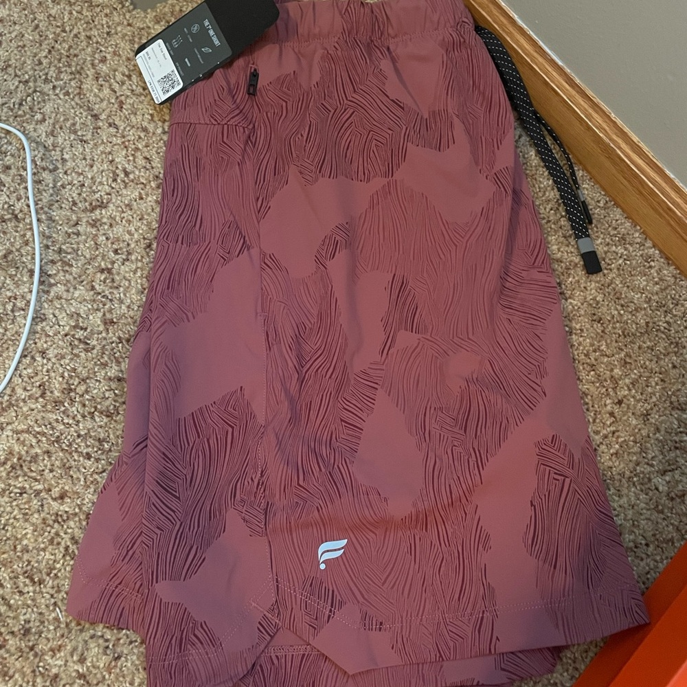 NEW Men’s fabletics the 7” one shorts